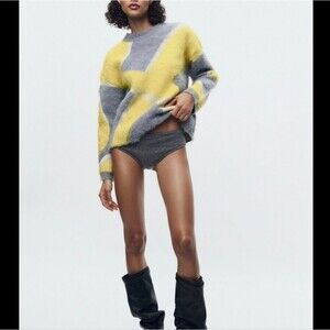 ZARA BRUSHED EFFECT PATCHWORK KNIT SWEATER Size M